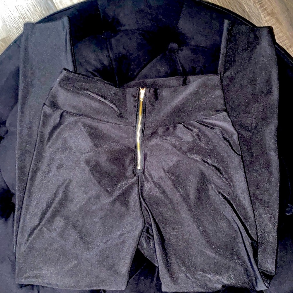 Sexy Silky skinny pants🔥🔥